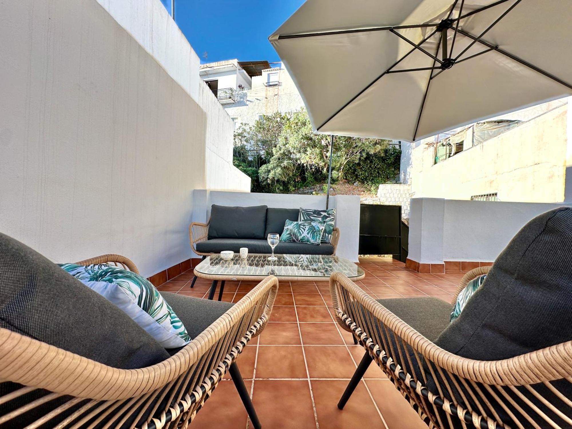 Casa Con Terraza Y Patio Privado En Salobrena Villa Exterior photo